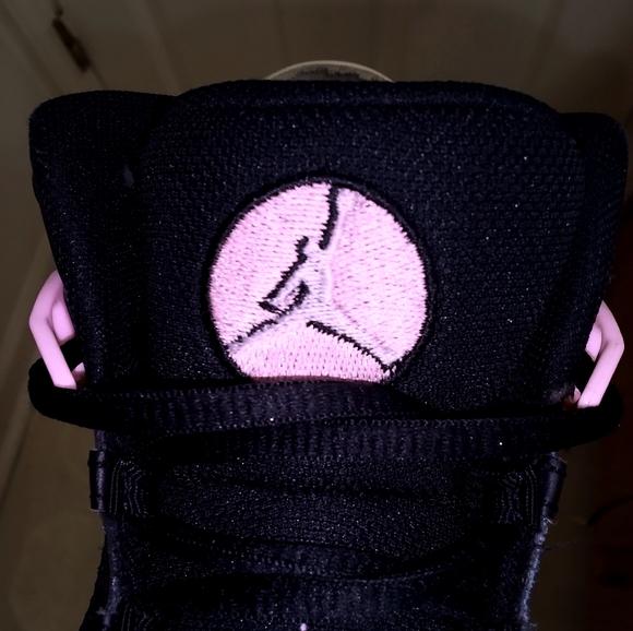 Jordan 6s Youth Sz 1 - Picture 3 of 4